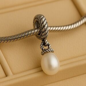 Judith Ripka .925 Diamonique Pearl Drop Dangle Charm EUC RIPKA #251